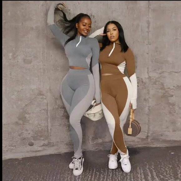 FASHION TWO PIECES ACTIVEWEAR WITH LONG SLEEVE CROP TOP WITH HIGH WAIST LEGGINGS - Picture 1 of 3